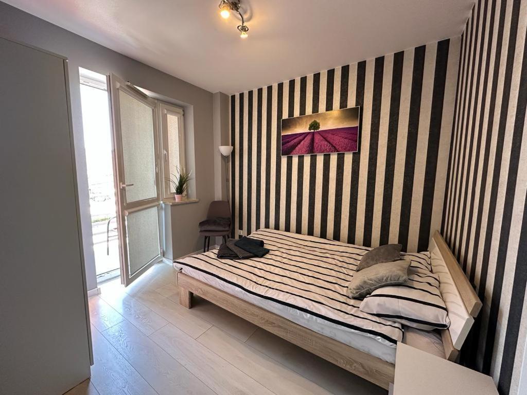 Premium Centrum 900M Targi Kielce 4 Km Exterior foto